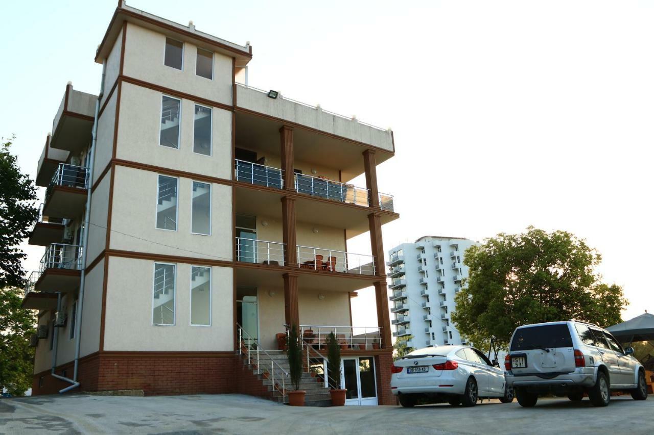 Rainbow Rooms Apart Hotel Makhinjauri Exterior foto