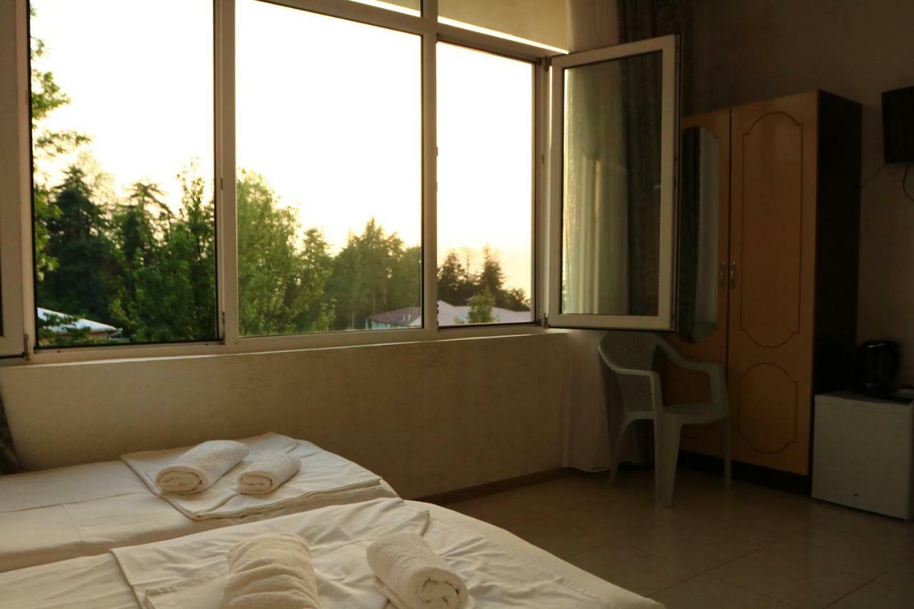 Rainbow Rooms Apart Hotel Makhinjauri Exterior foto