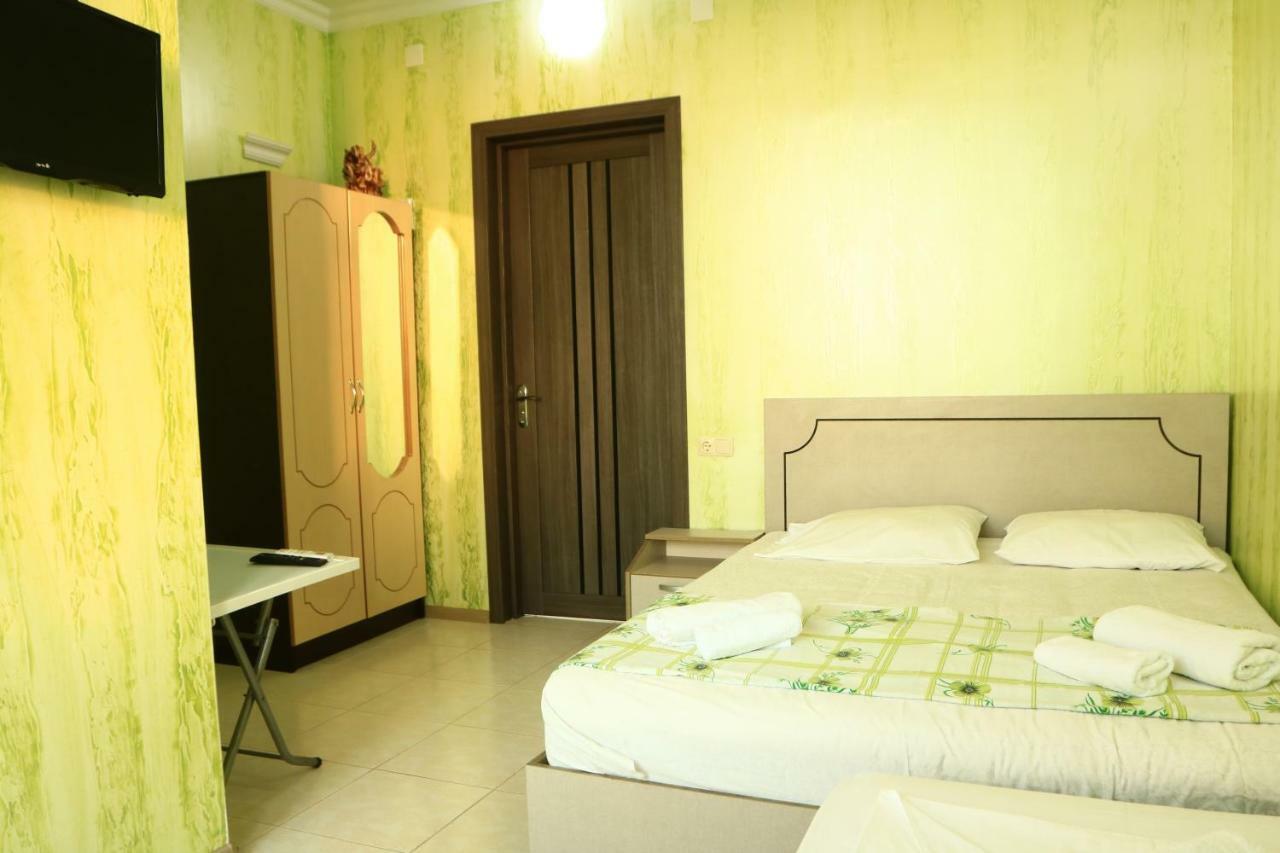 Rainbow Rooms Apart Hotel Makhinjauri Exterior foto