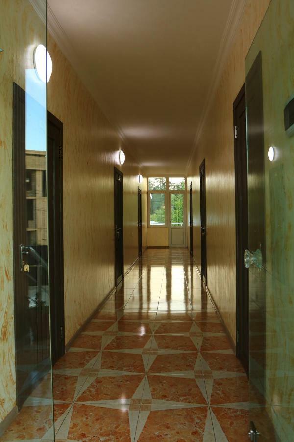 Rainbow Rooms Apart Hotel Makhinjauri Exterior foto